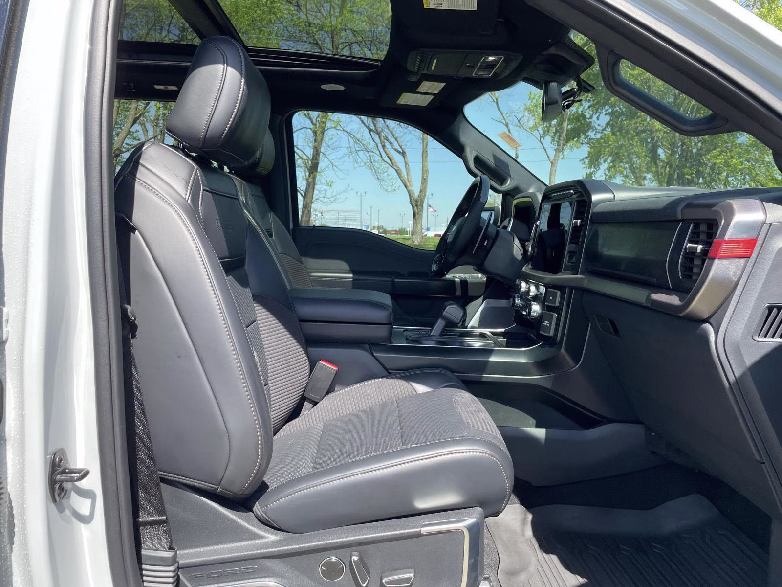 2023 Avalanche Gray Ford F-150 Raptor 4X4 Truck