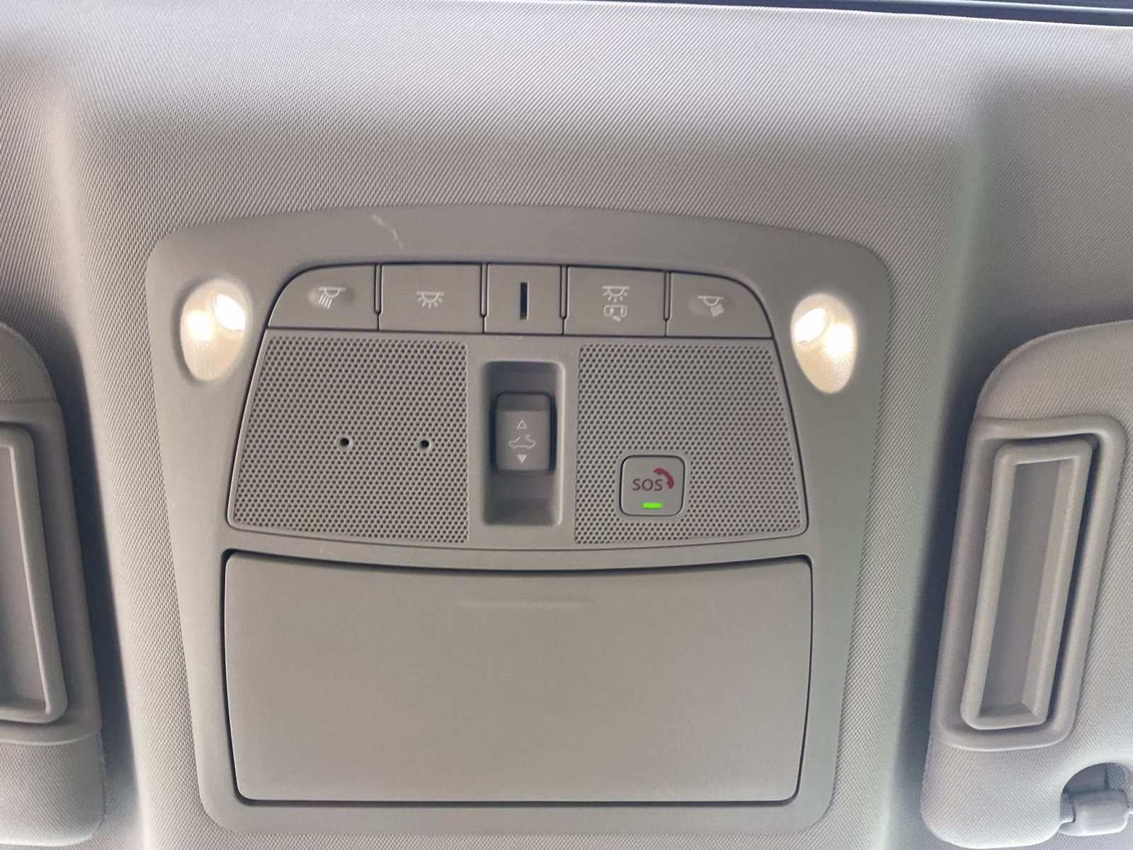 2022 Aspen White TriCoat Pearl Nissan Armada SL 4X4 SUV