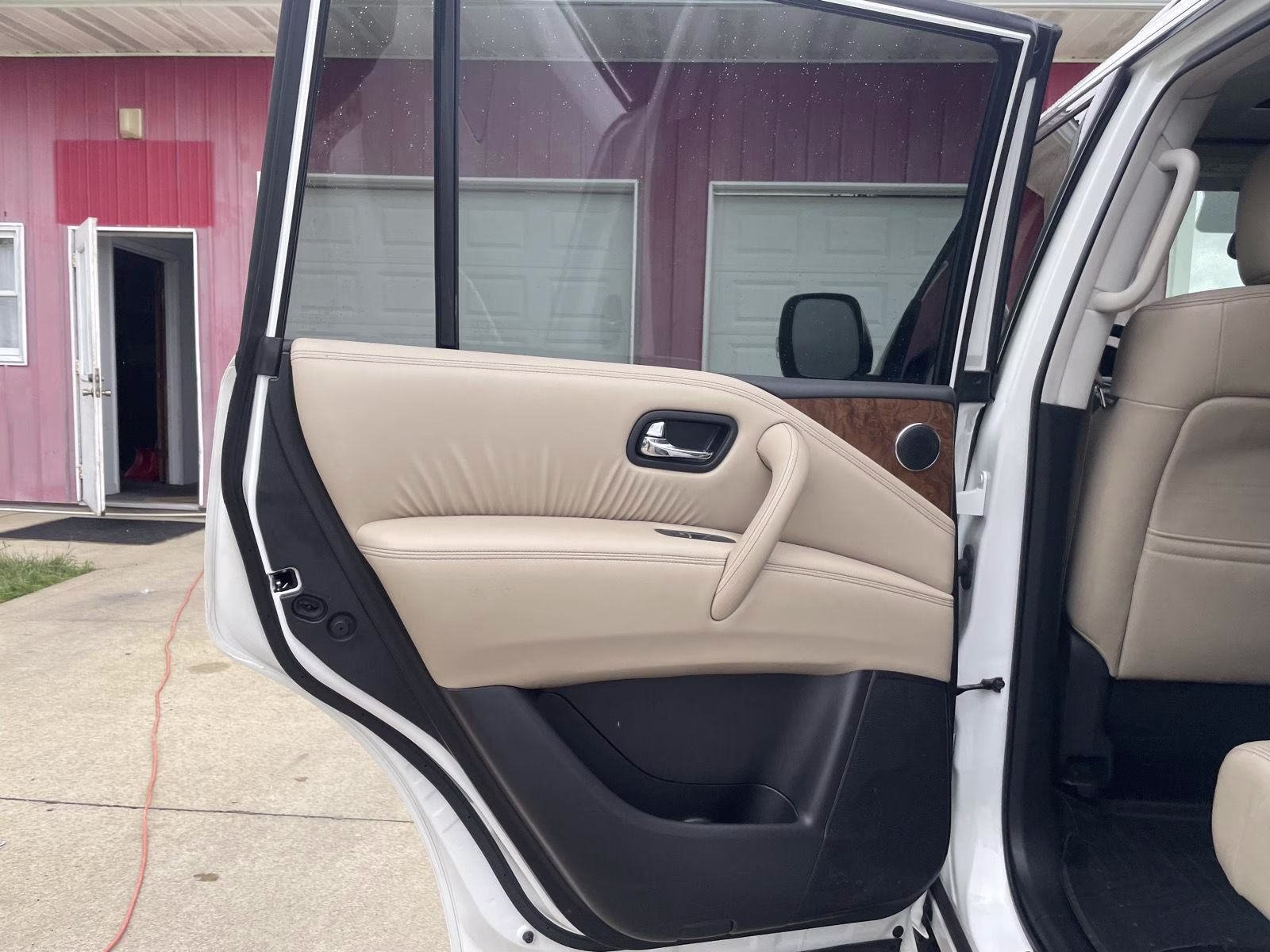 2022 Aspen White TriCoat Pearl Nissan Armada SL 4X4 SUV