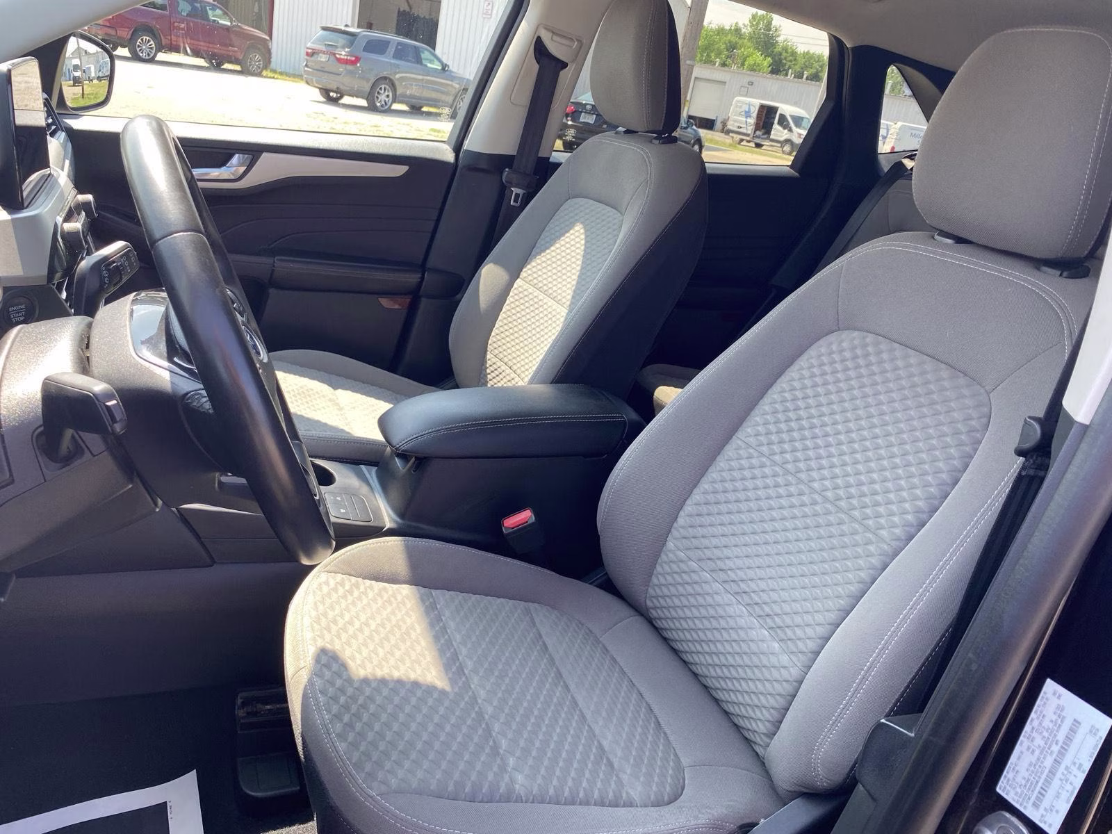 2021 Antimatter Blue Ford Escape SE AWD SUV