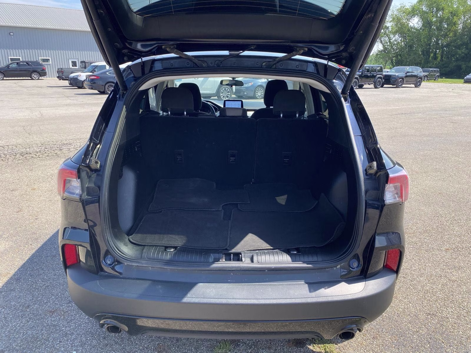 2021 Antimatter Blue Ford Escape SE AWD SUV
