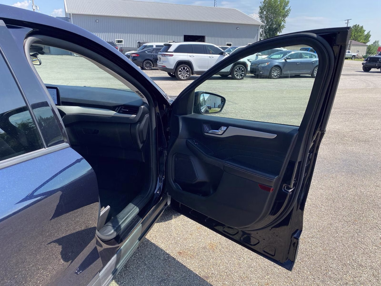 2021 Antimatter Blue Ford Escape SE AWD SUV