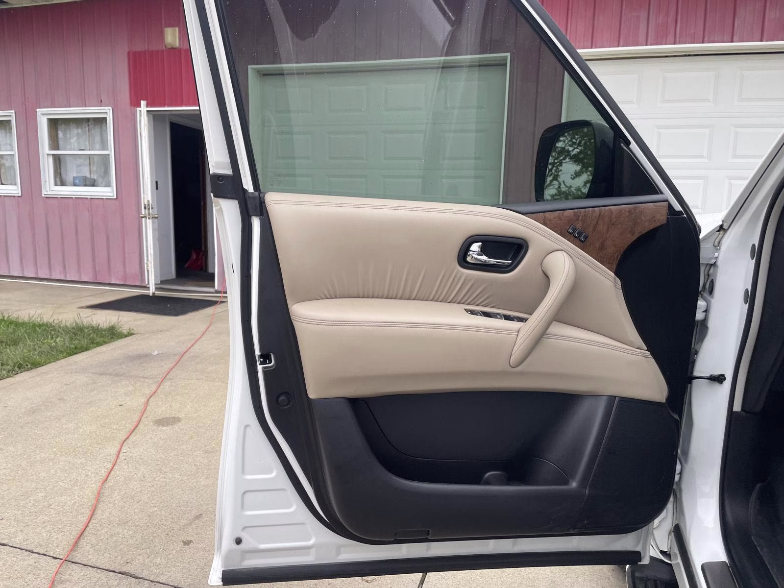 2022 Aspen White TriCoat Pearl Nissan Armada SL 4X4 SUV