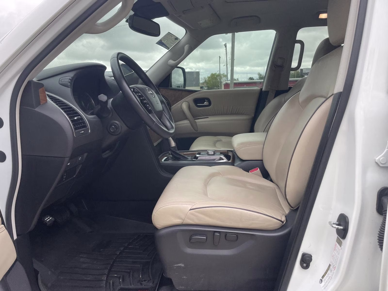 2022 Aspen White TriCoat Pearl Nissan Armada SL 4X4 SUV