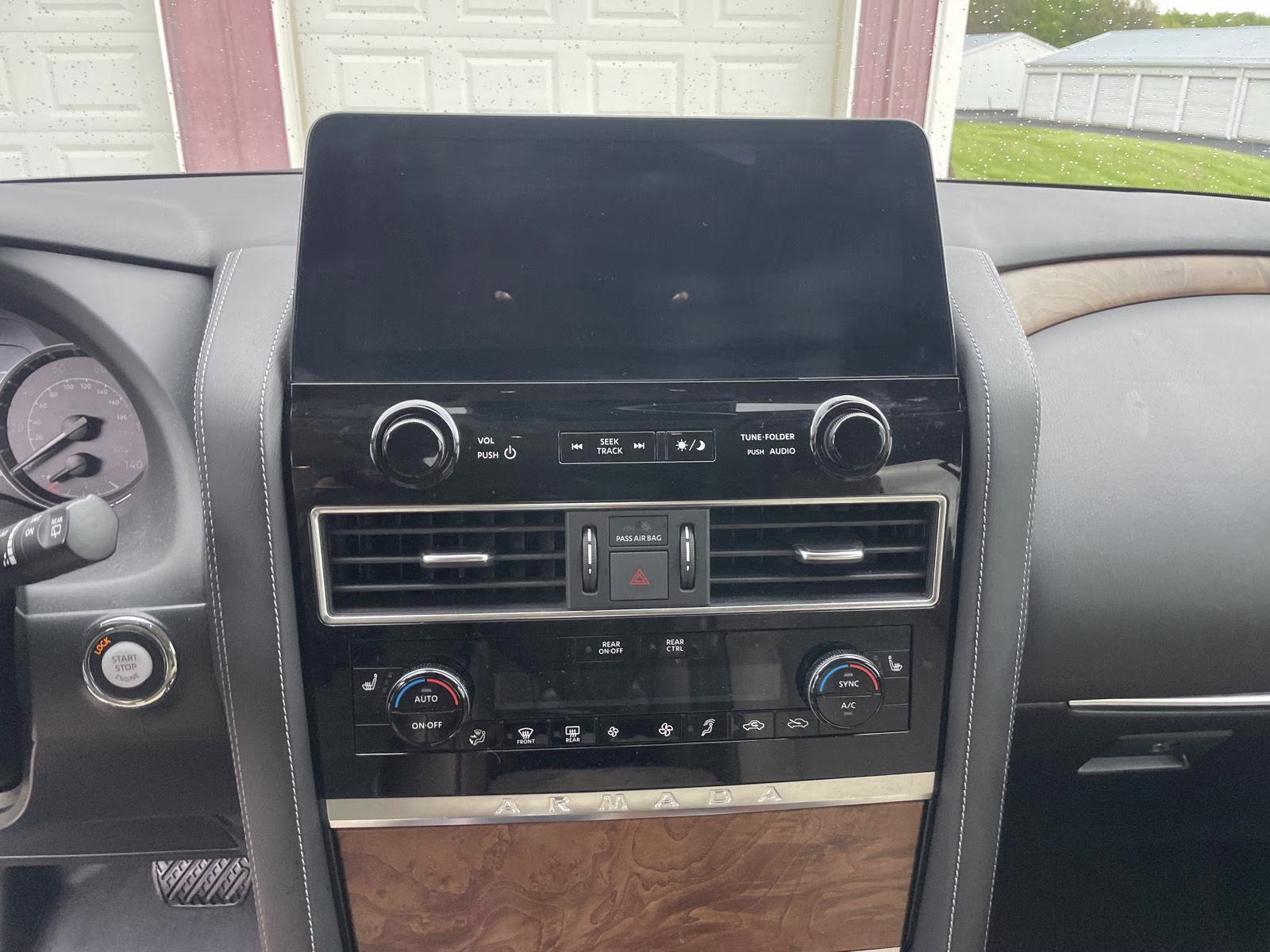 2022 Aspen White TriCoat Pearl Nissan Armada SL 4X4 SUV