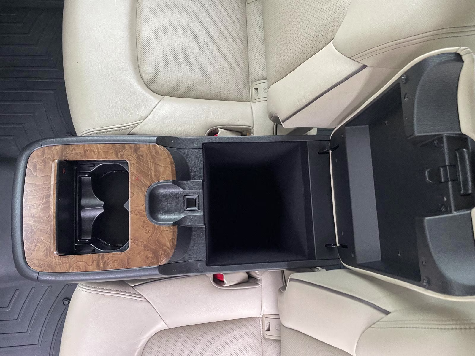 2022 Aspen White TriCoat Pearl Nissan Armada SL 4X4 SUV