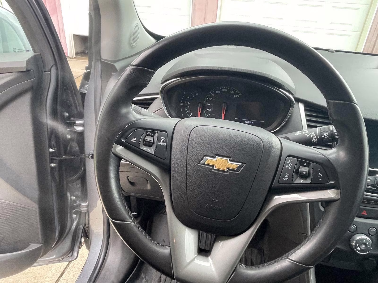2019 Silver Ice Metallic Chevrolet Trax LT AWD SUV