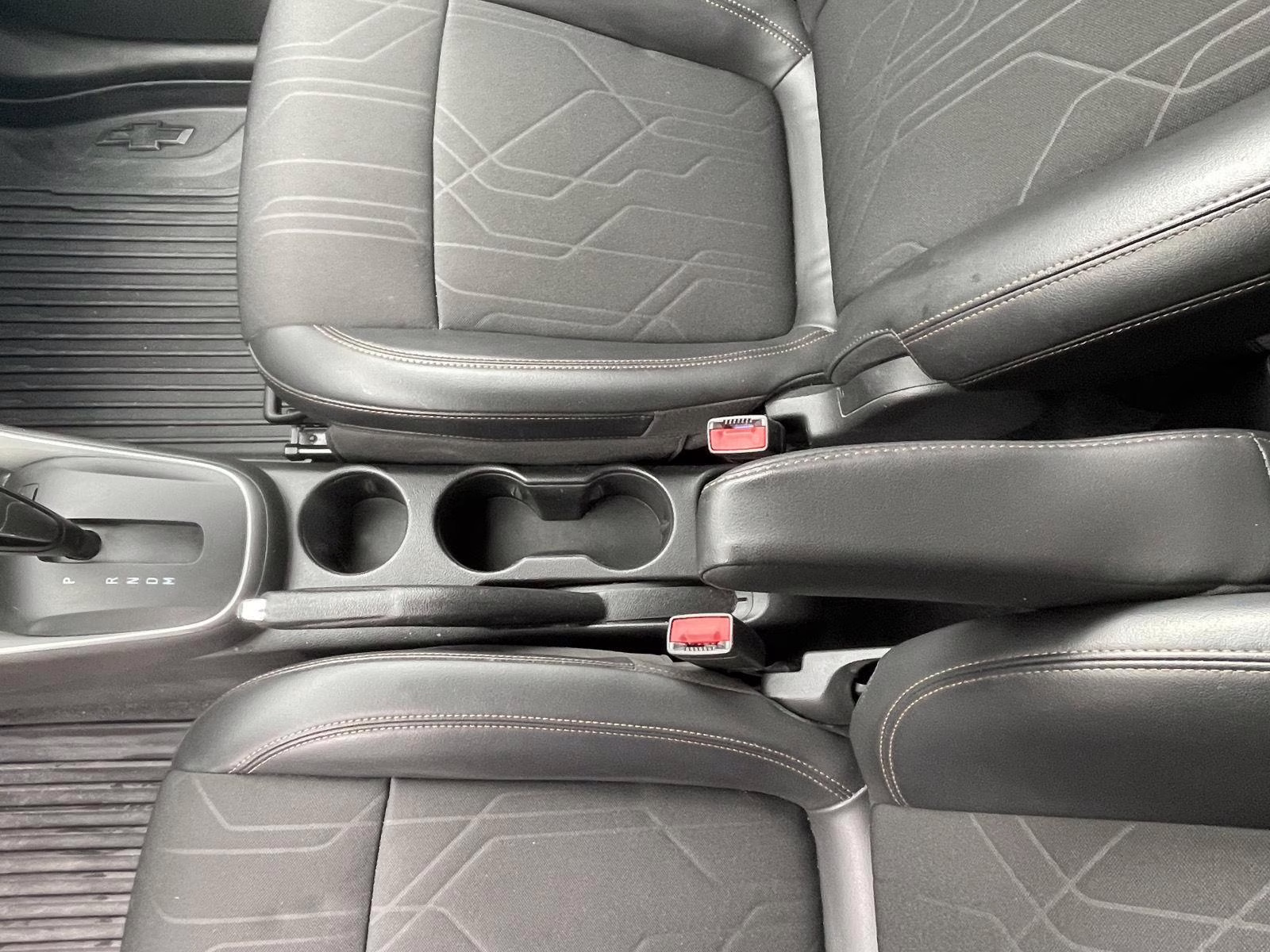 2019 Silver Ice Metallic Chevrolet Trax LT AWD SUV