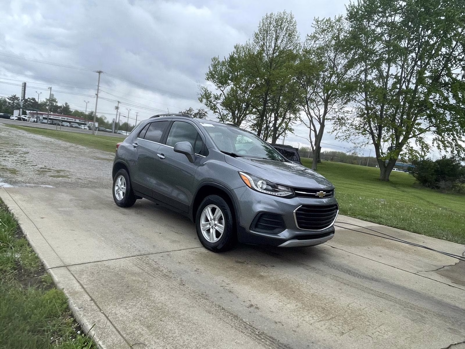 2019 Silver Ice Metallic Chevrolet Trax LT AWD SUV