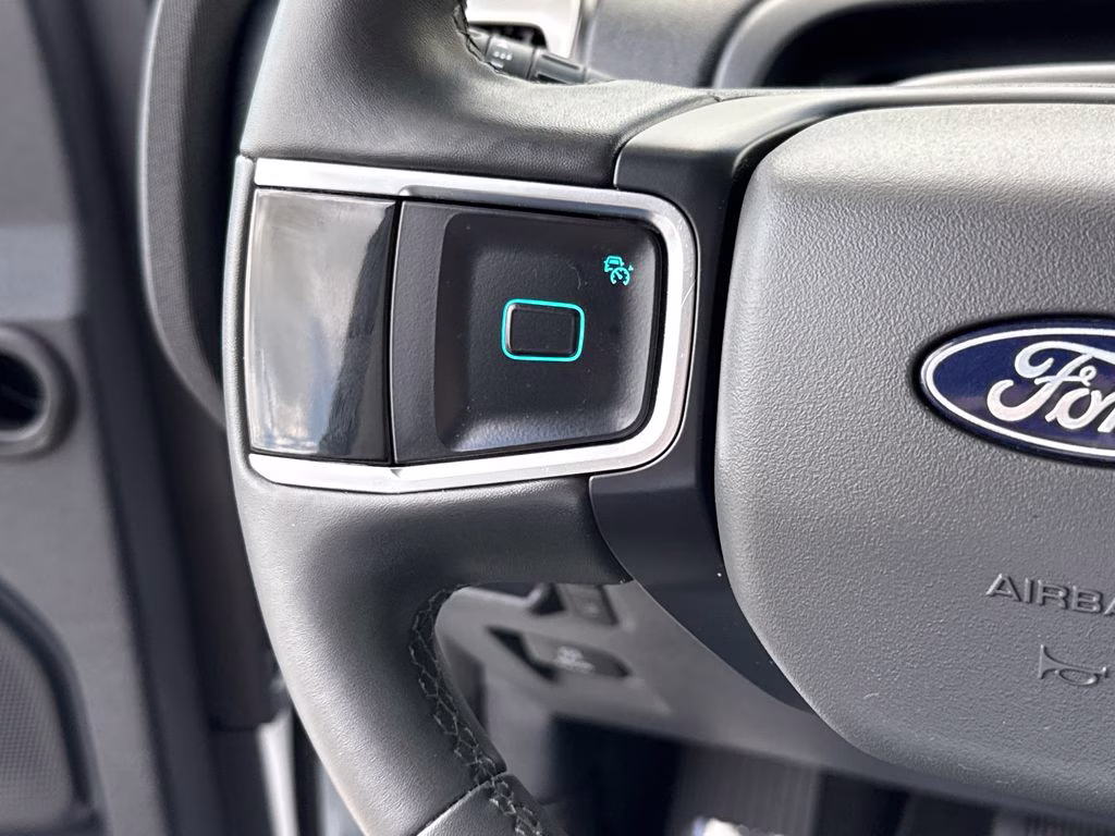 2025 Oxford White Ford Expedition Active RWD SUV