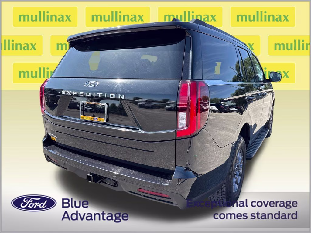 2025 Agate Black Metallic Ford Expedition Active RWD SUV