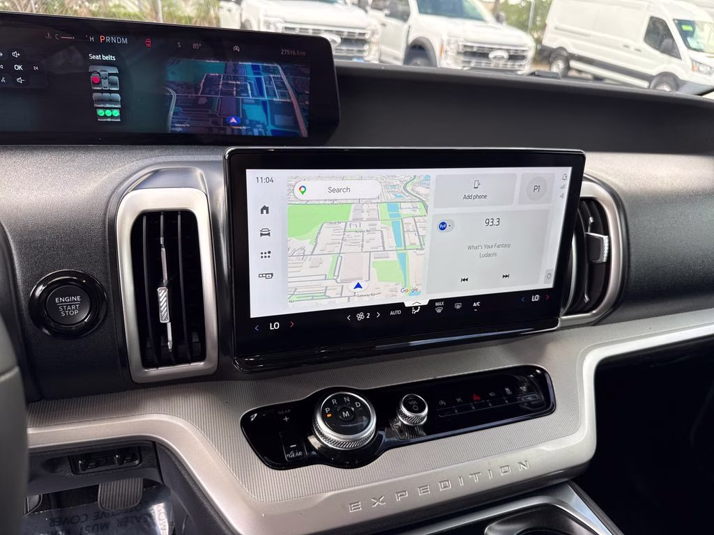 2025 Oxford White Ford Expedition Active RWD SUV