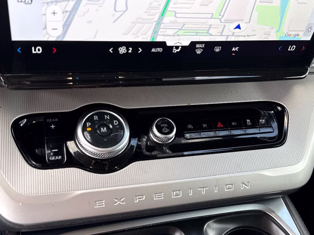 2025 Oxford White Ford Expedition Active RWD SUV