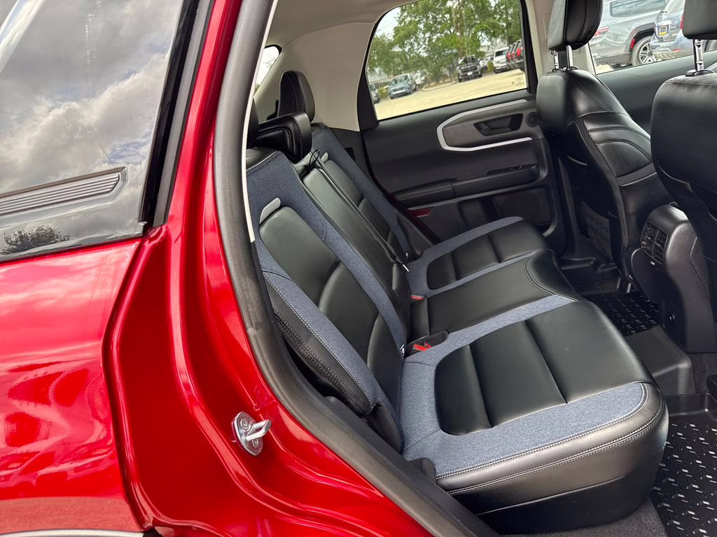 2025 Ruby Red Metallic Tinted Clearcoat Ford Bronco Sport Outer Banks 4X4 SUV