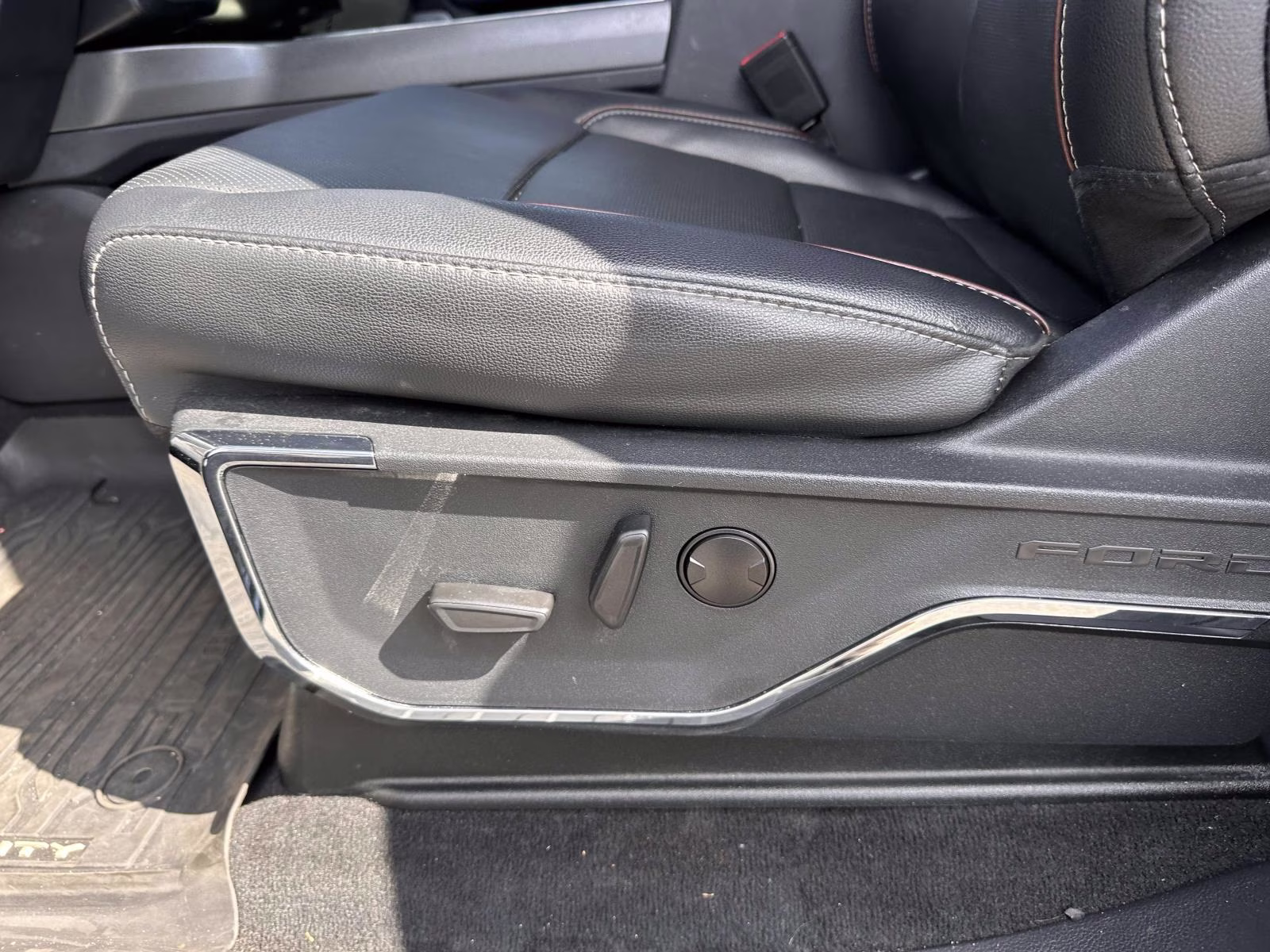 2023 Ford F-250 Super Duty Lariat - Photo 11