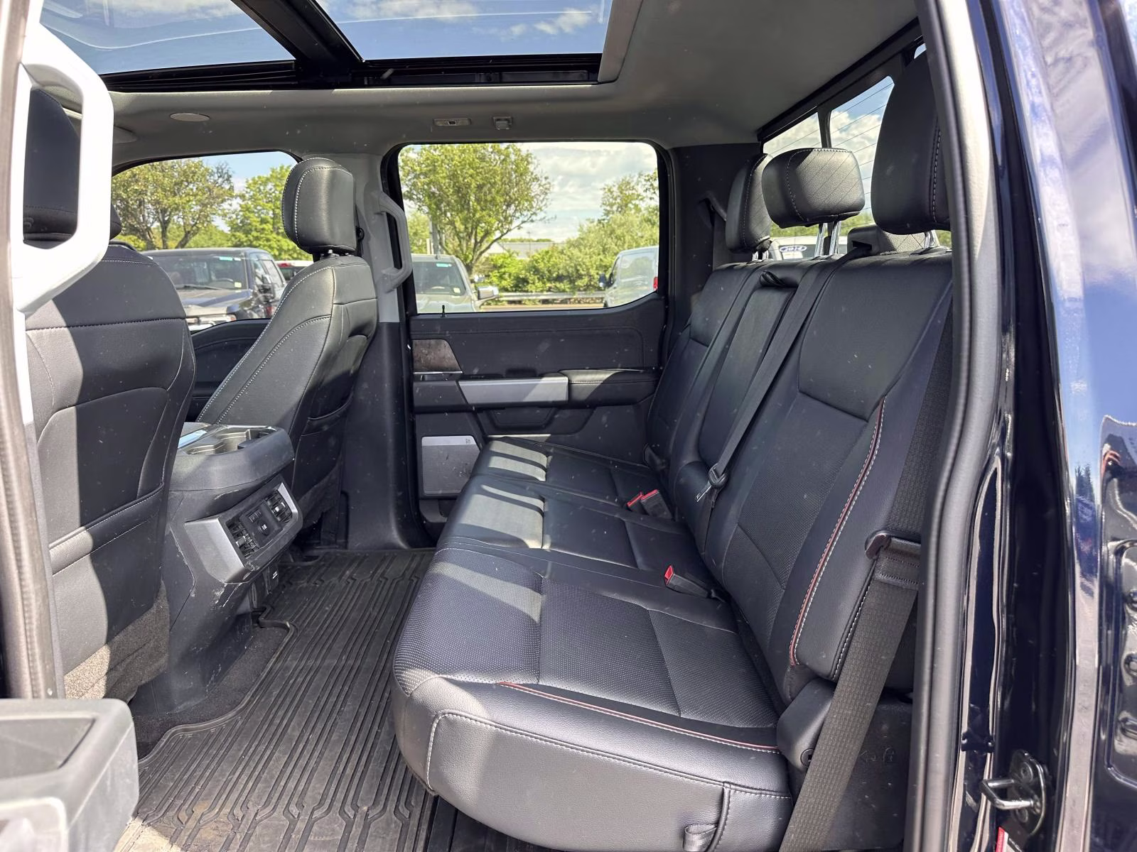 2023 Ford F-250 Super Duty Lariat - Photo 14