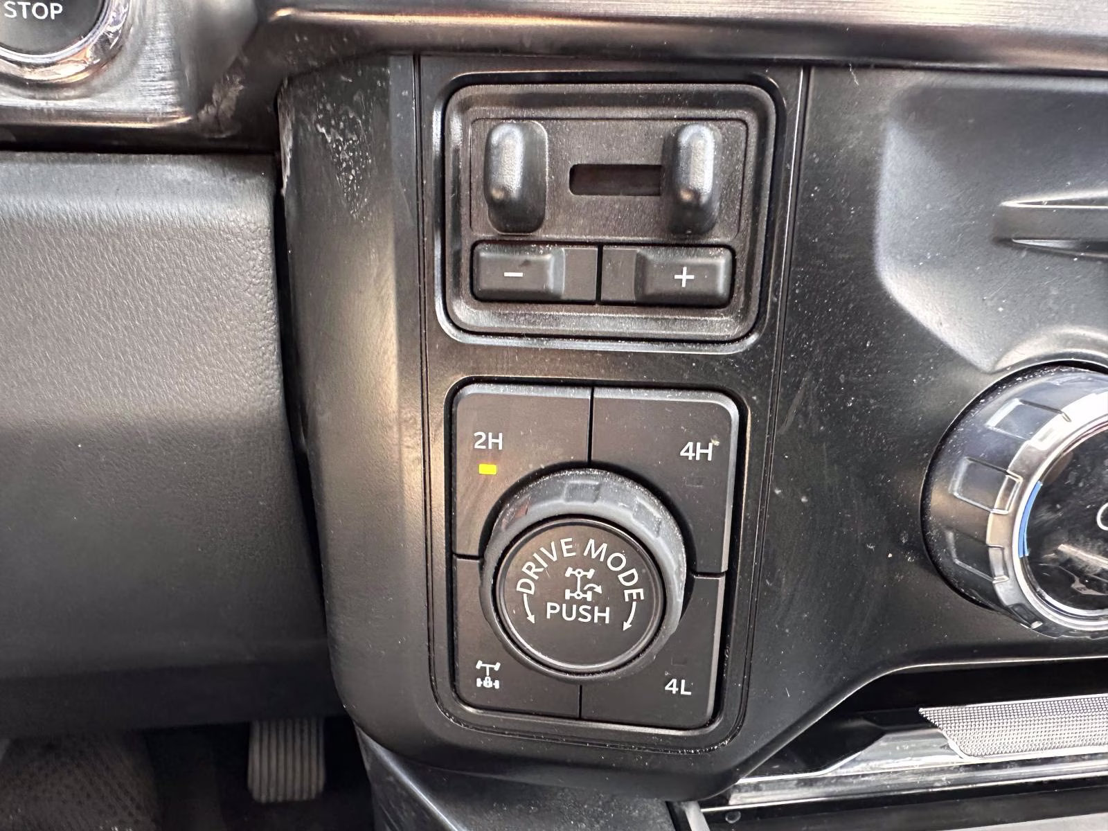 2023 Ford F-250 Super Duty Lariat - Photo 28