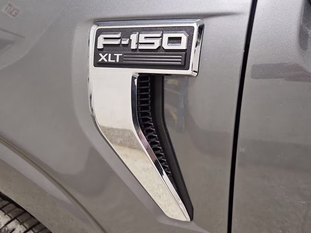 2024 Carbonized Gray Metallic Ford F-150 XLT 4X4 Truck
