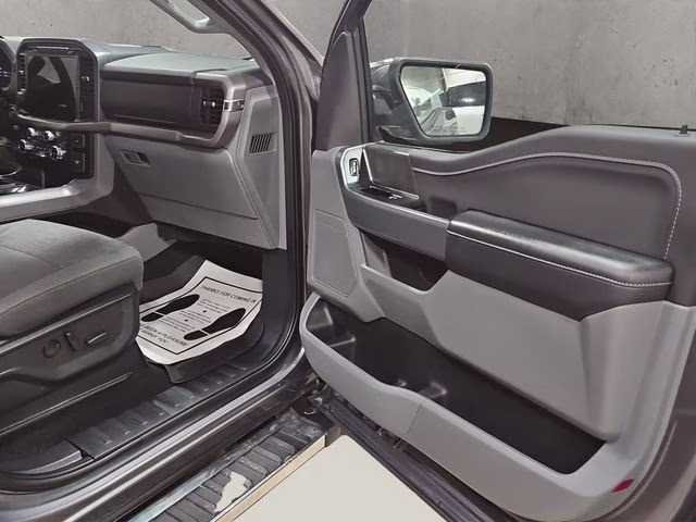 2024 Carbonized Gray Metallic Ford F-150 XLT 4X4 Truck