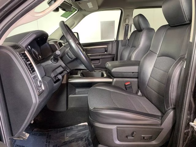 2018 Brilliant Black Crystal Pearlcoat Ram 1500 Sport 4X4 Truck