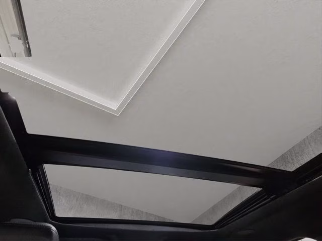 2025 Star White Metallic Tri-Coat Ford F-150 Platinum 4X4 Truck