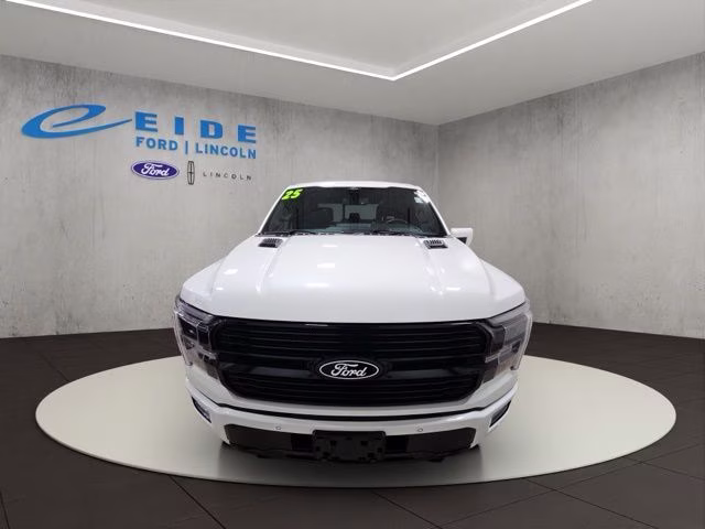 2025 Star White Metallic Tri-Coat Ford F-150 Platinum 4X4 Truck