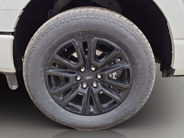 2025 Star White Metallic Tri-Coat Ford F-150 Platinum 4X4 Truck
