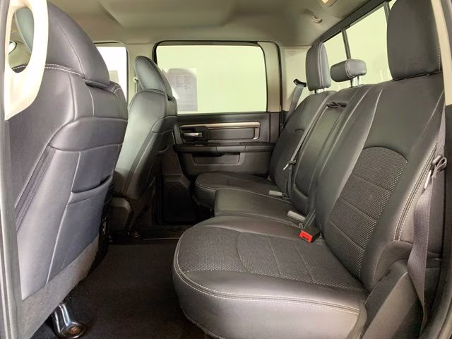2018 Brilliant Black Crystal Pearlcoat Ram 1500 Sport 4X4 Truck