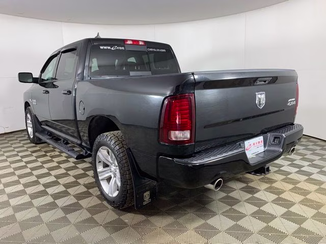 2018 Brilliant Black Crystal Pearlcoat Ram 1500 Sport 4X4 Truck