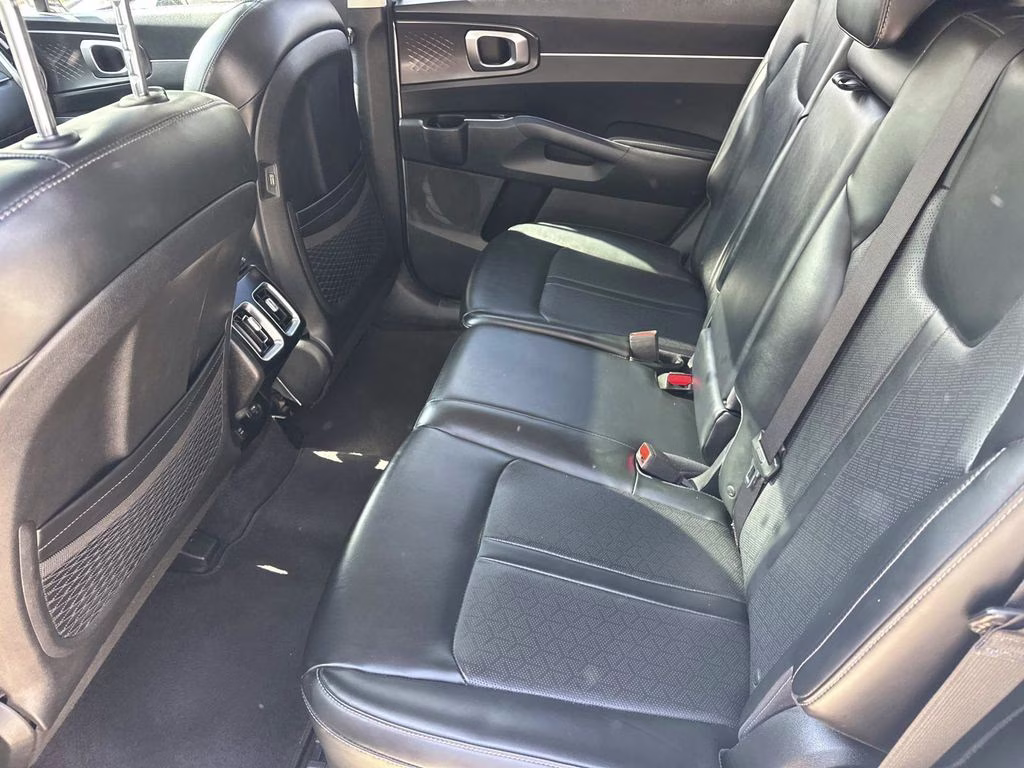 2021 Sparkling Silver Kia Sorento S AWD SUV