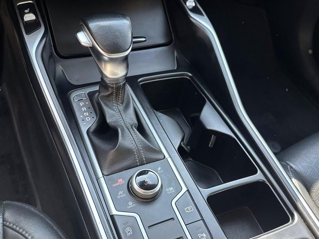 2021 Sparkling Silver Kia Sorento S AWD SUV