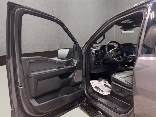2025 Carbonized Gray Metallic Ford F-150 Lariat 4X4 Truck