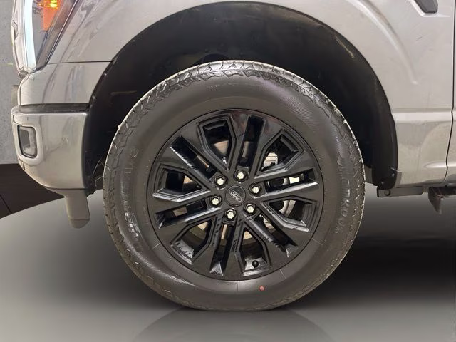 2025 Carbonized Gray Metallic Ford F-150 Lariat 4X4 Truck