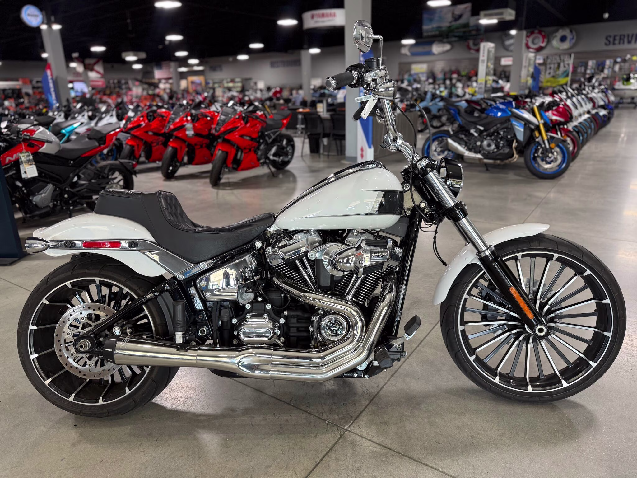 2024 Harley-Davidson Breakout Motorcycle