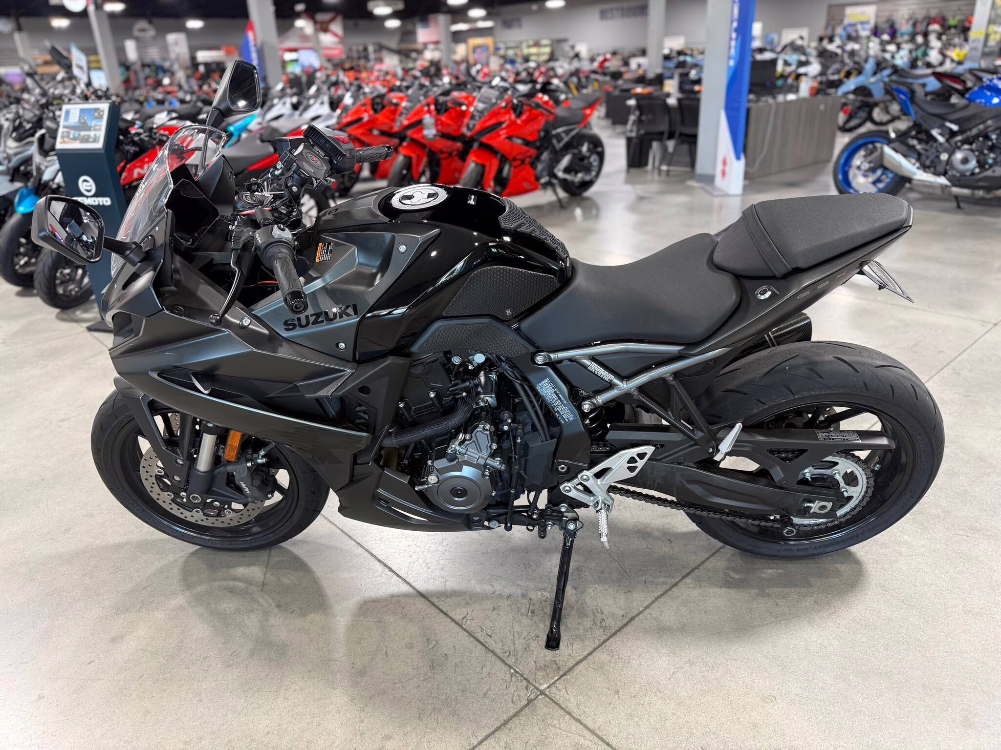 2025 Suzuki GSX 8R Motorcycle