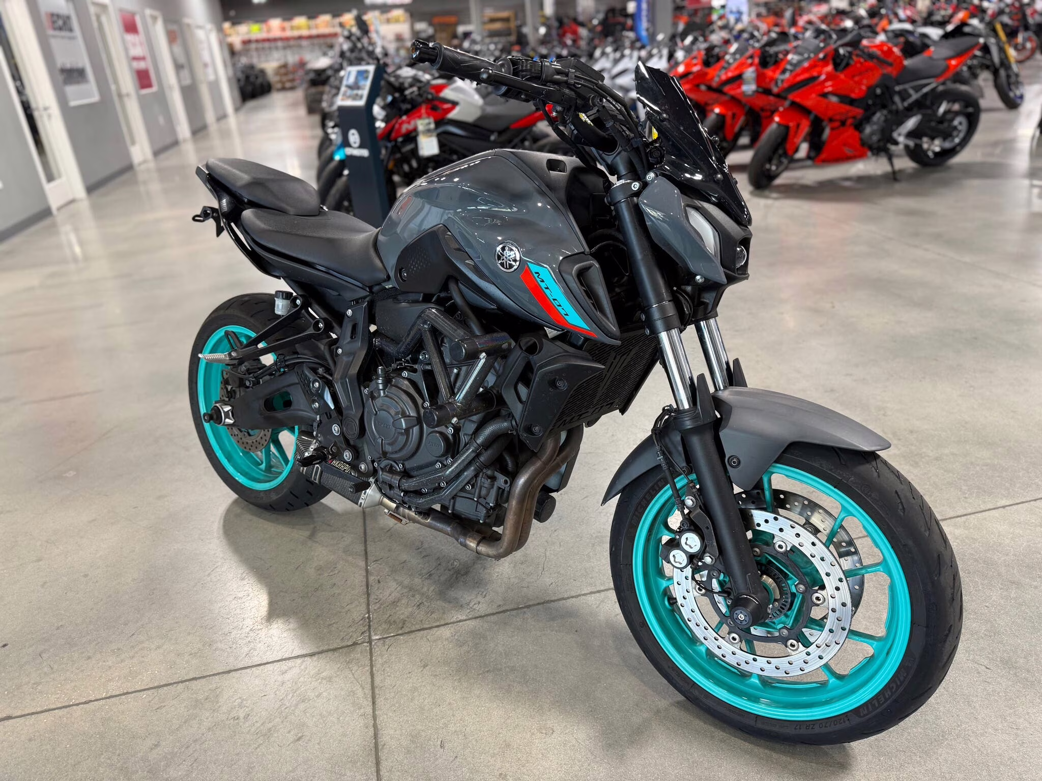2022 Yamaha MT 07 Motorcycle