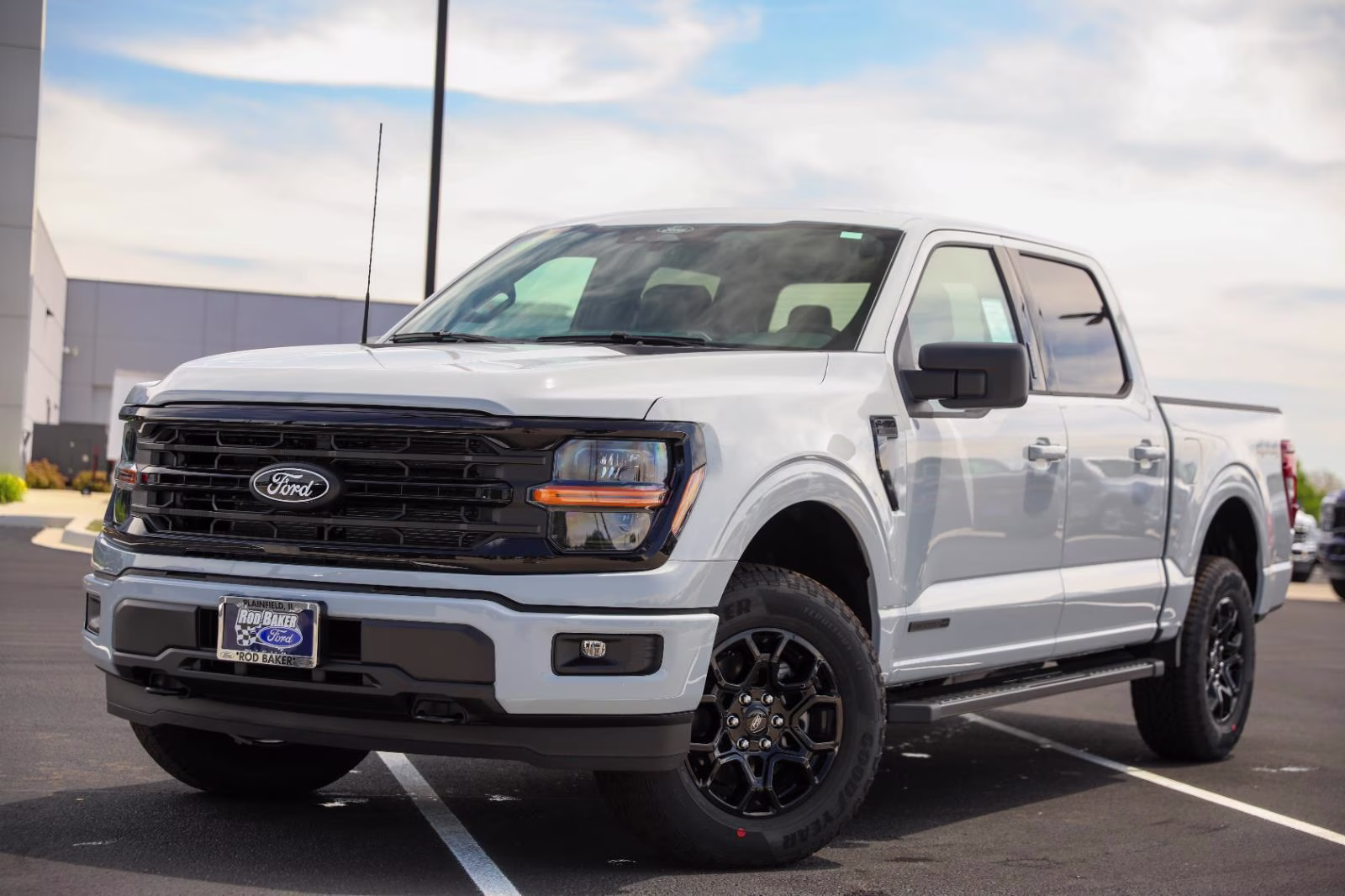2026 Avalanche Ford F-150 XLT 4X4 Truck
