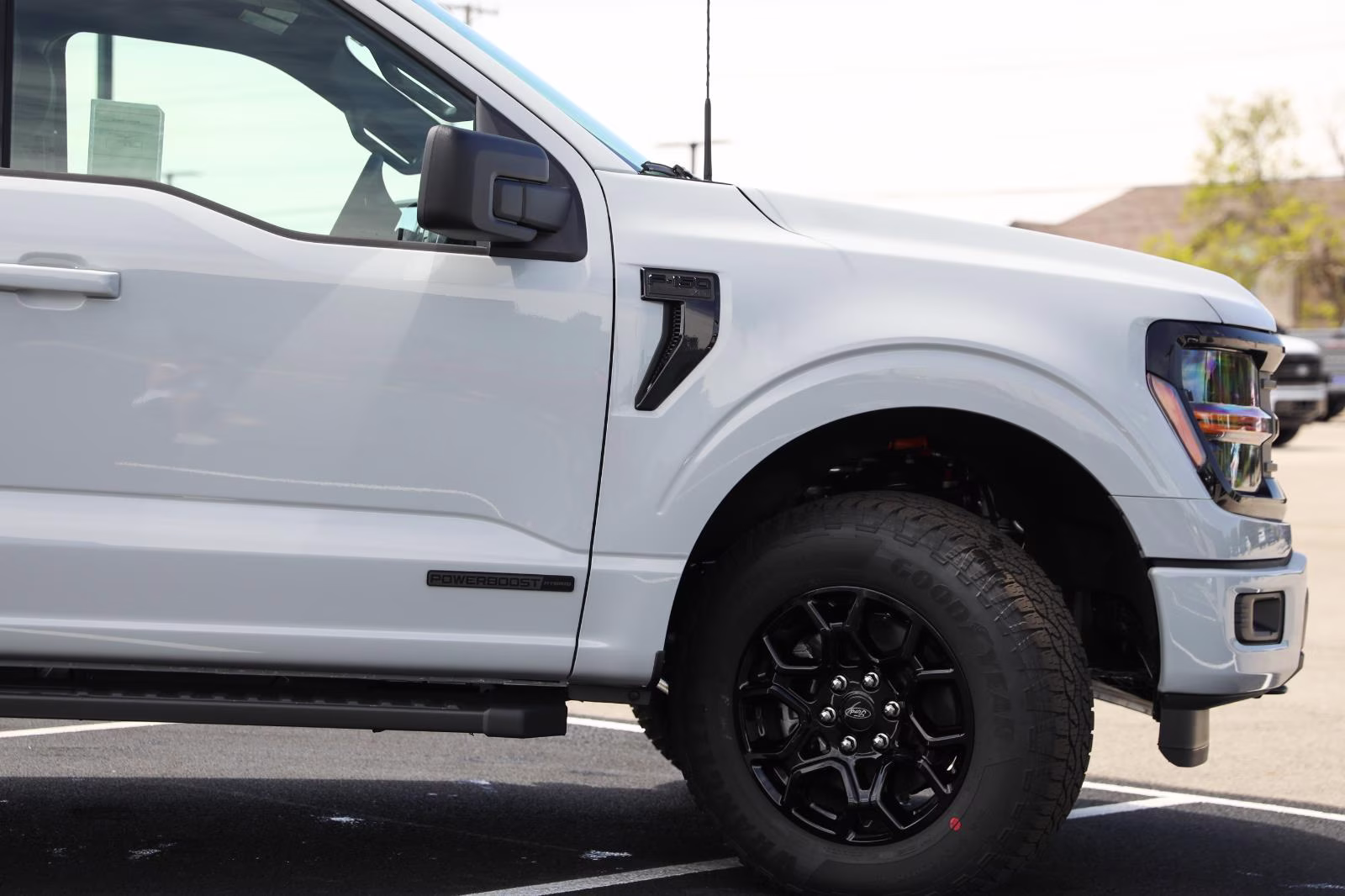 2026 Avalanche Ford F-150 XLT 4X4 Truck