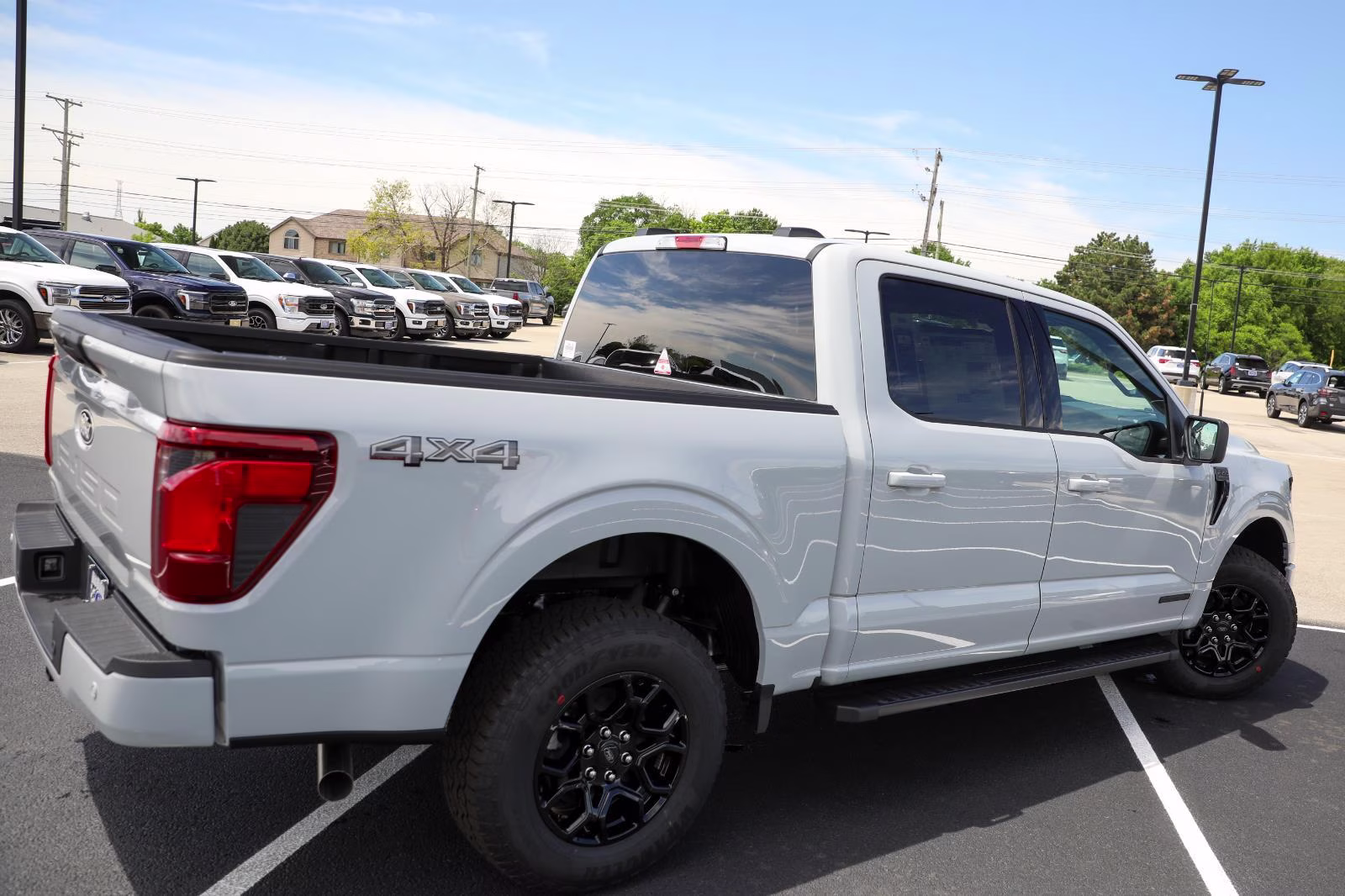 2026 Avalanche Ford F-150 XLT 4X4 Truck