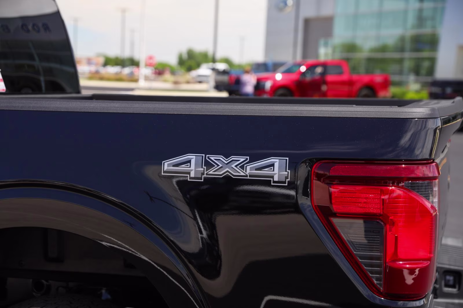 2026 Agate Black Metallic Ford F-150 XLT 4X4 Truck