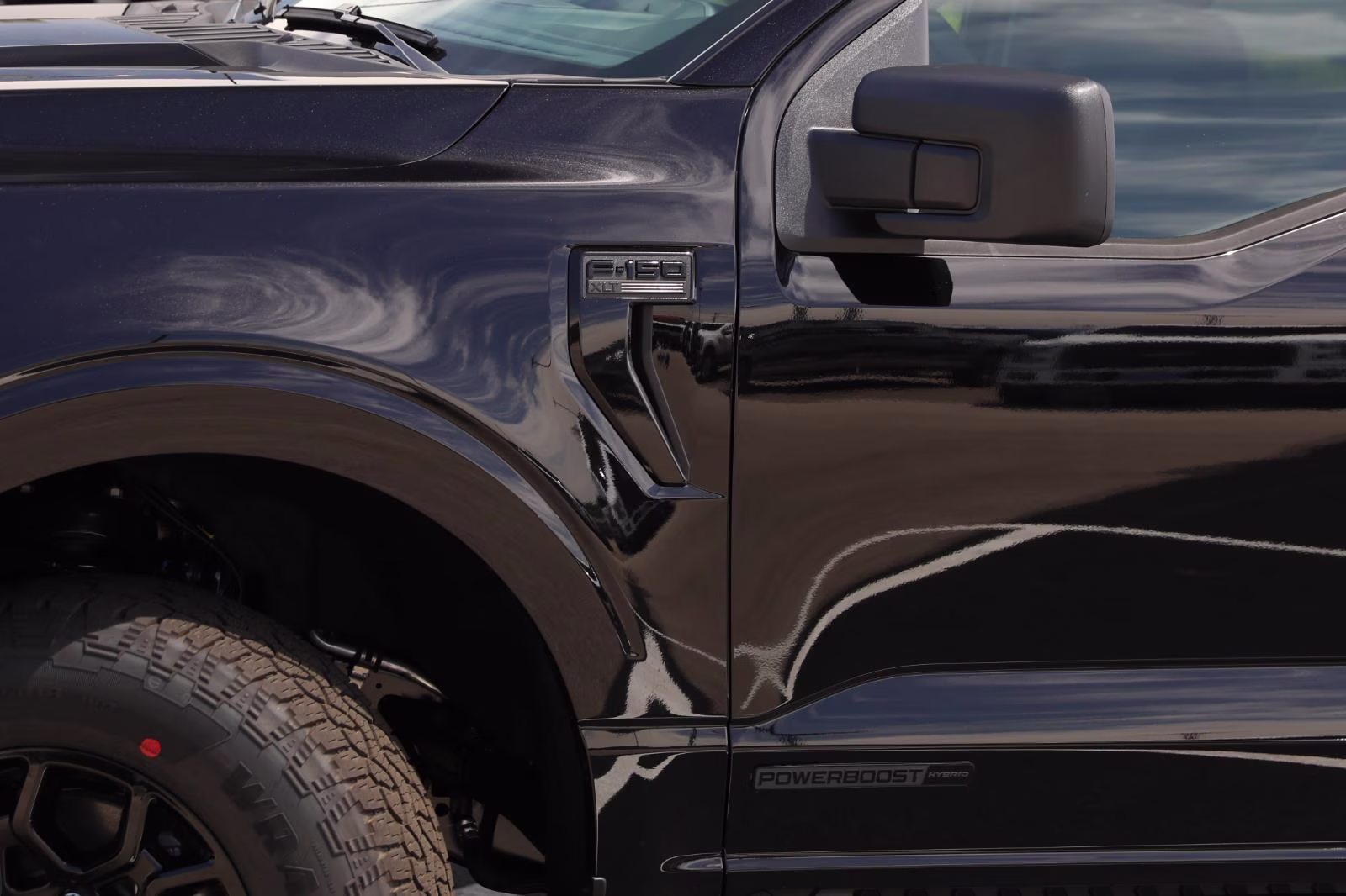 2026 Agate Black Metallic Ford F-150 XLT 4X4 Truck
