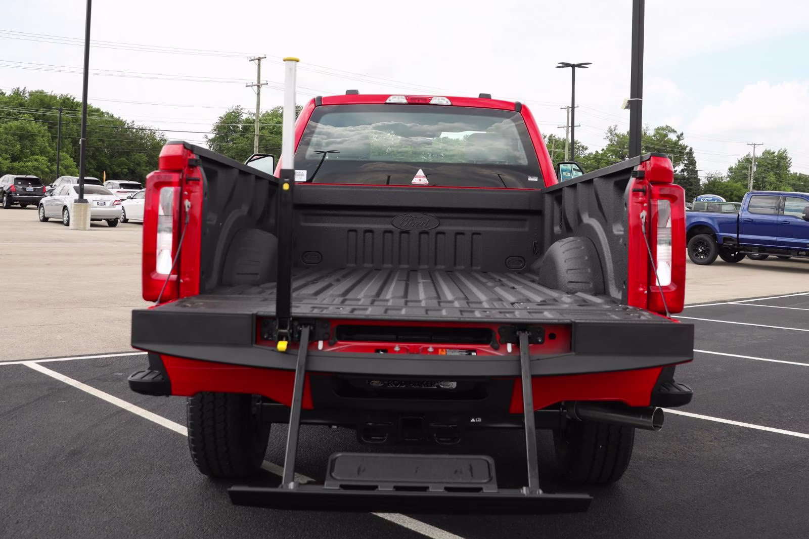2026 Race Red Ford Super Duty F-350 SRW XL 4X4 Truck