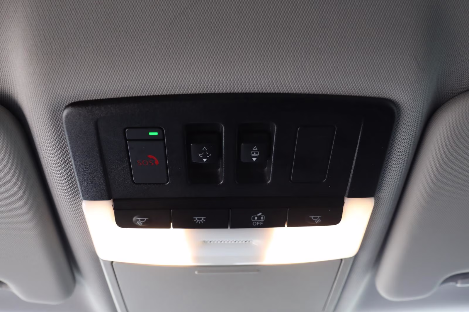 2023 Labrador Black Pearl Mitsubishi Outlander SE AWD S-AWC