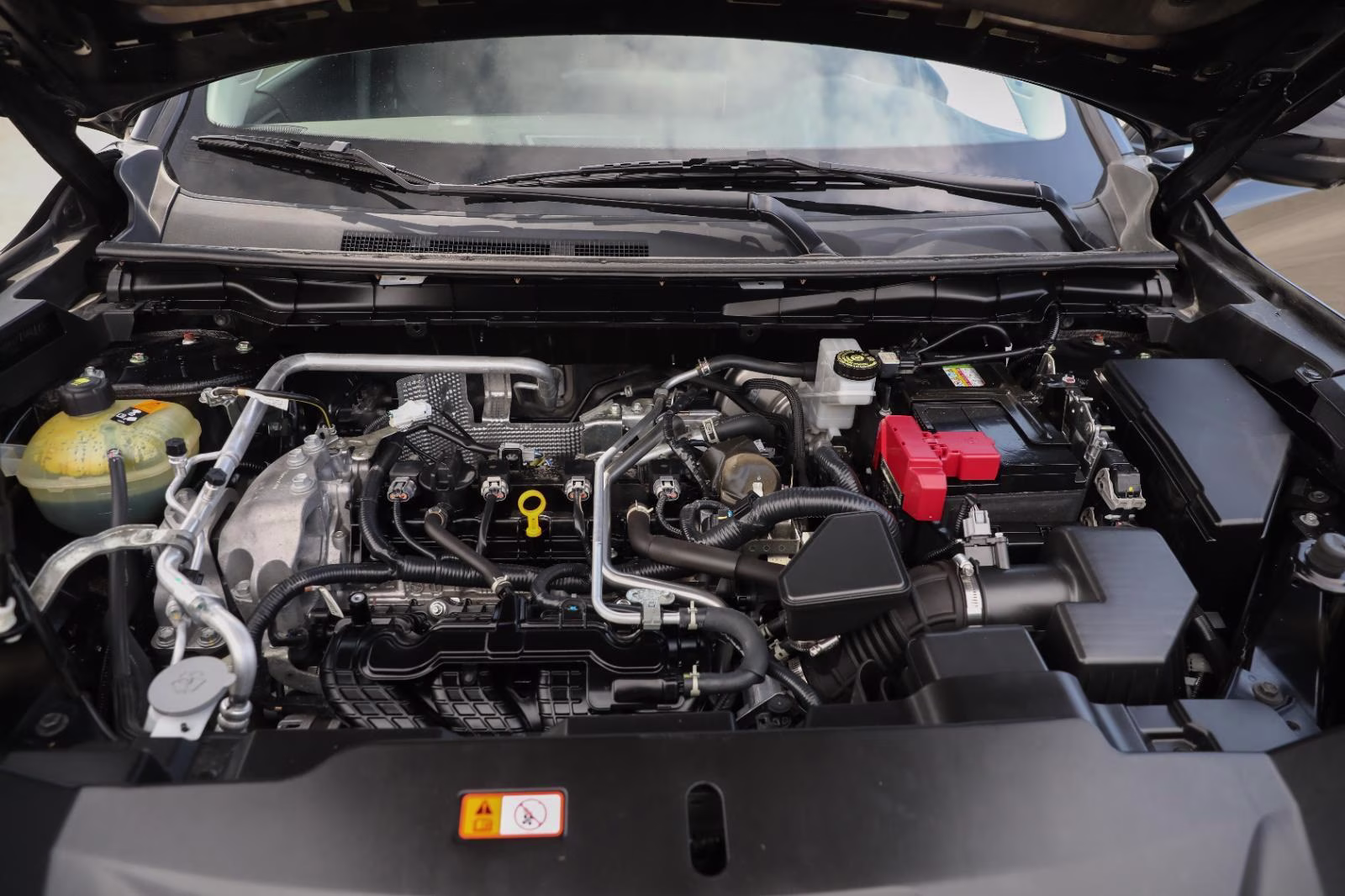 2023 Labrador Black Pearl Mitsubishi Outlander SE AWD S-AWC