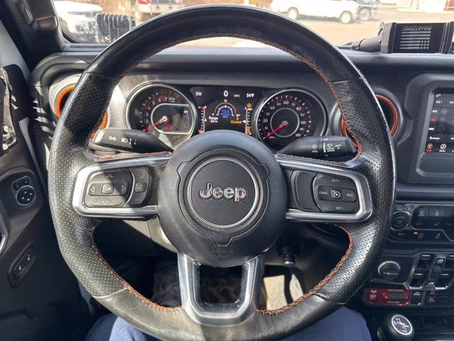2021 Bright White Clearcoat Jeep Gladiator Mojave 4X4 Truck