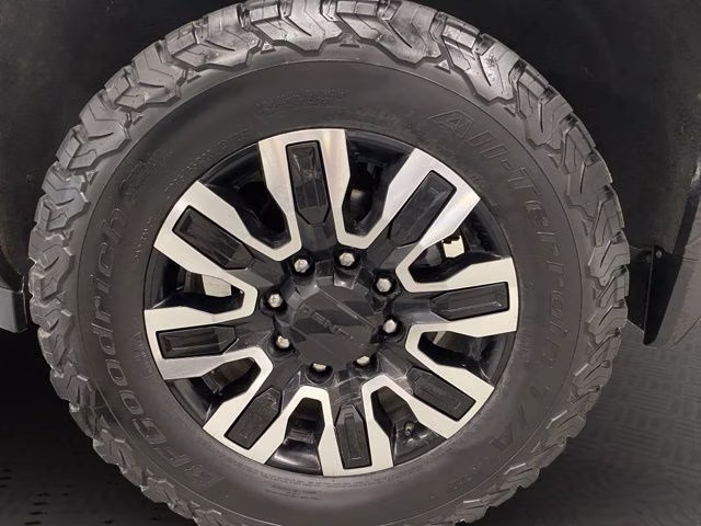 2024 White Frost Tricoat GMC Sierra 3500HD Denali Ultimate 4X4 Truck