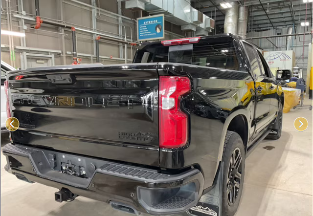 2025 Chevrolet Silverado 1500 High Country 4X4 Truck