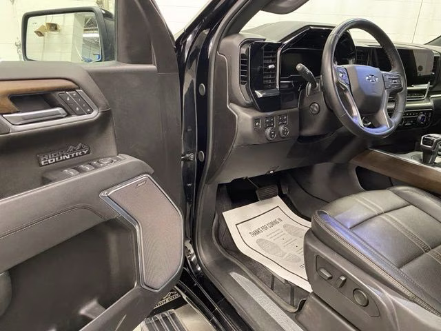 2025 Black Chevrolet Silverado 1500 High Country 4X4 Truck