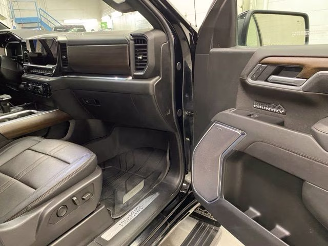 2025 Black Chevrolet Silverado 1500 High Country 4X4 Truck