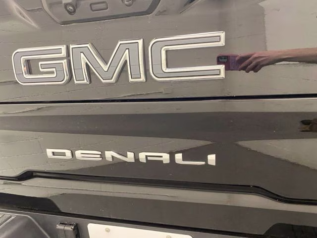 2025 Onyx Black GMC Sierra 2500HD Denali Ultimate 4X4 Truck